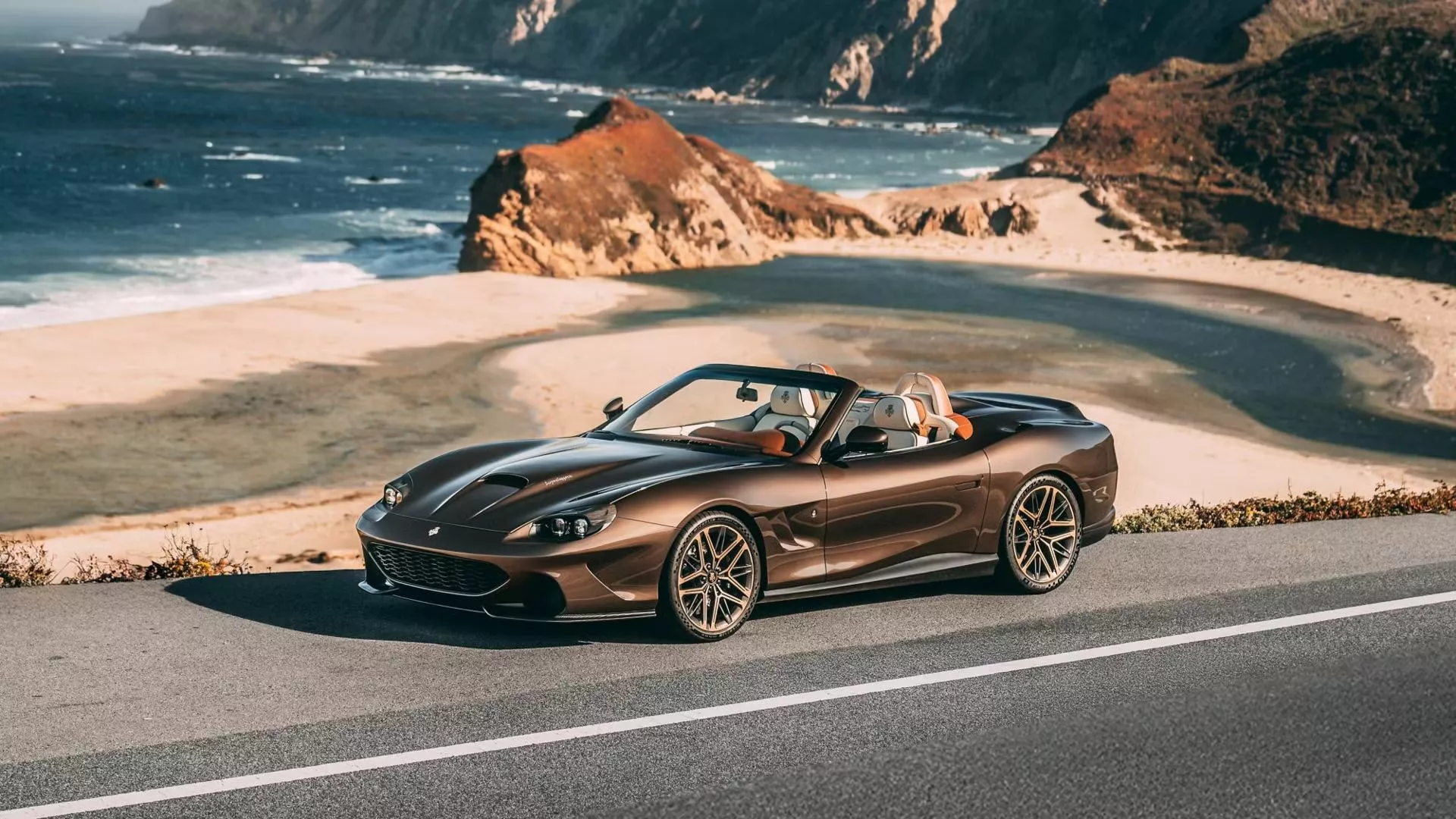 Touring Superleggera V12 Veloce Aperta